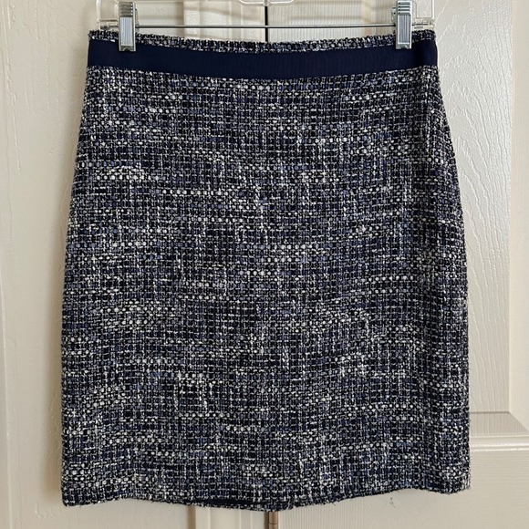 Brooks Brothers Dresses & Skirts - Brooks Brothers Blue & White Tweed Mini Skirt -‎ Woven Italy - Bemberg Lined - 4
